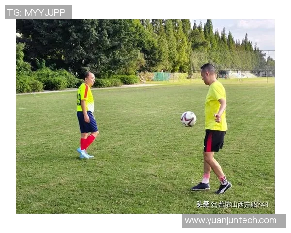 踢足球最快乐的球星是谁他在球场上的笑容背后藏着什么故事